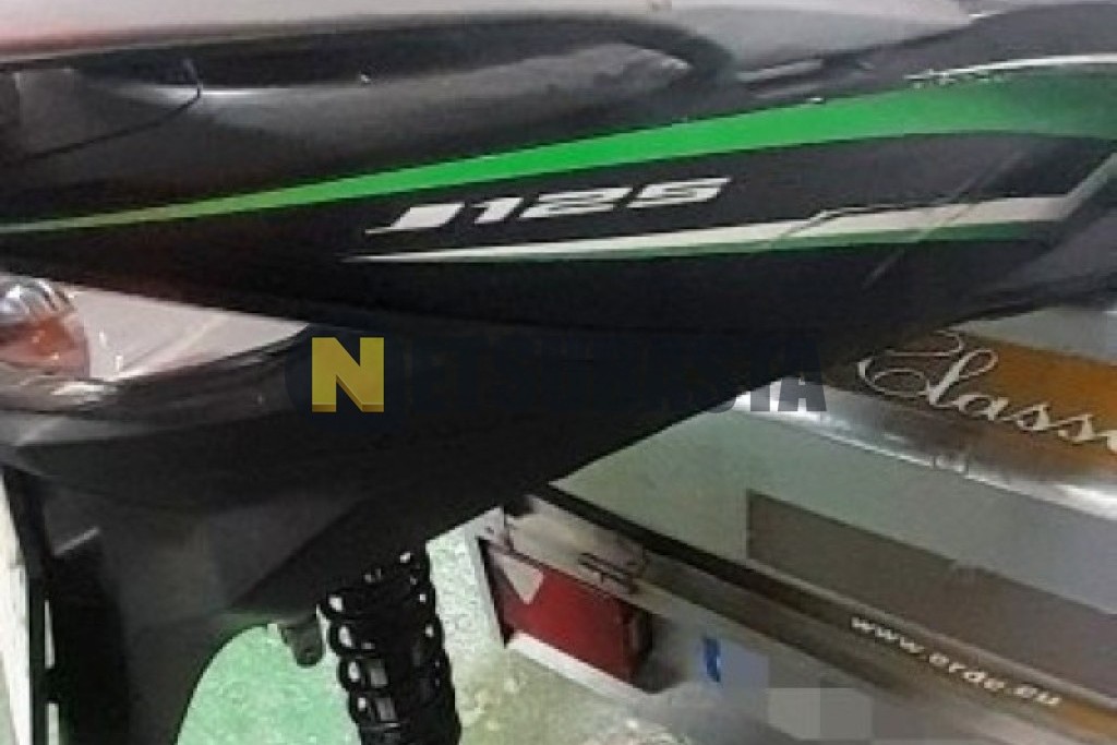 Kawasaki J 125 2016