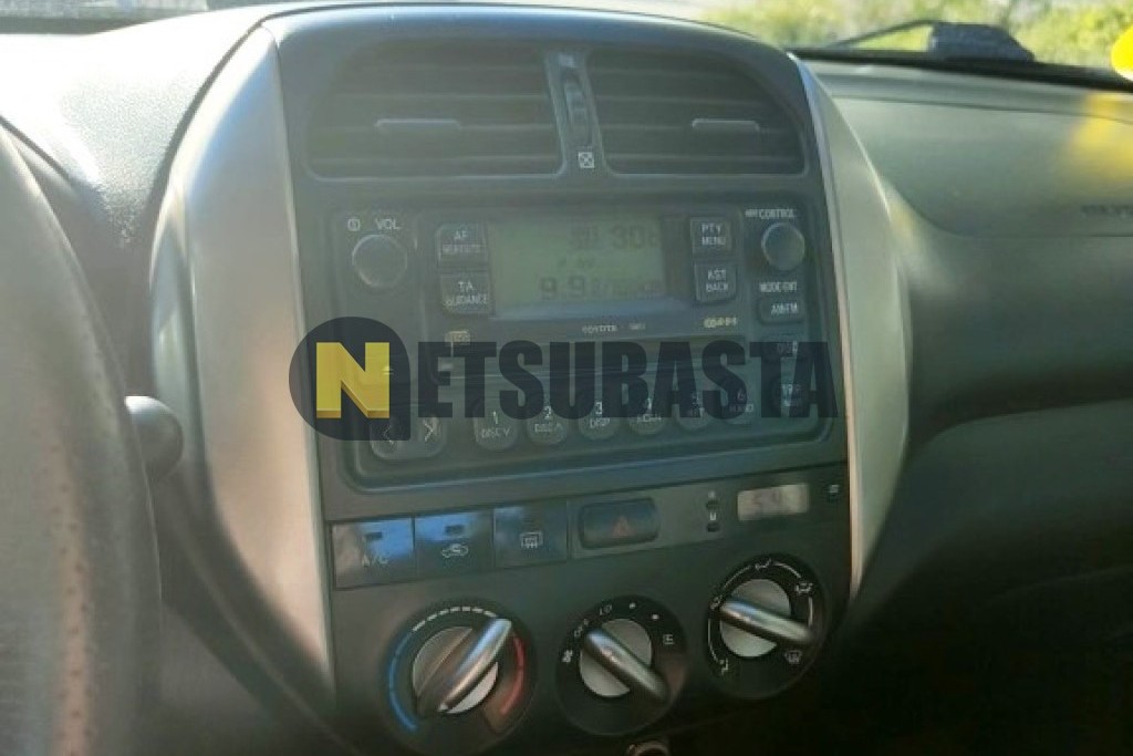 Toyota RAV4 1.8 2004