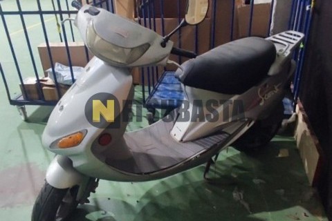 Suzuki GS 500 E 1990