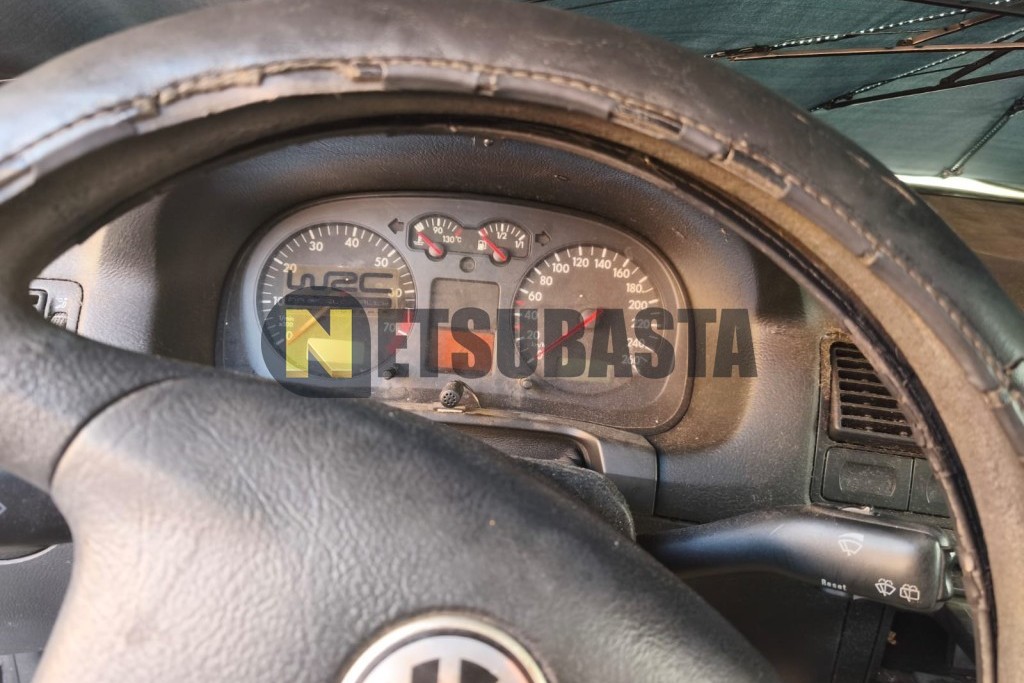 Volkswagen Golf 1.6 2002