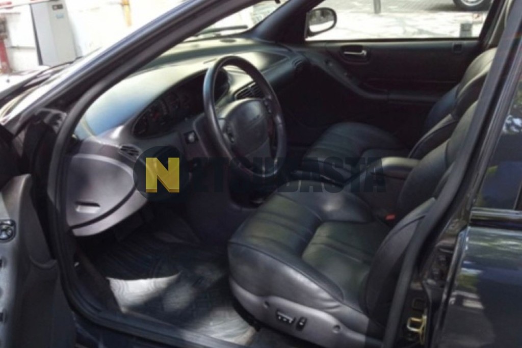 Chrysler Stratus 2.5 1998