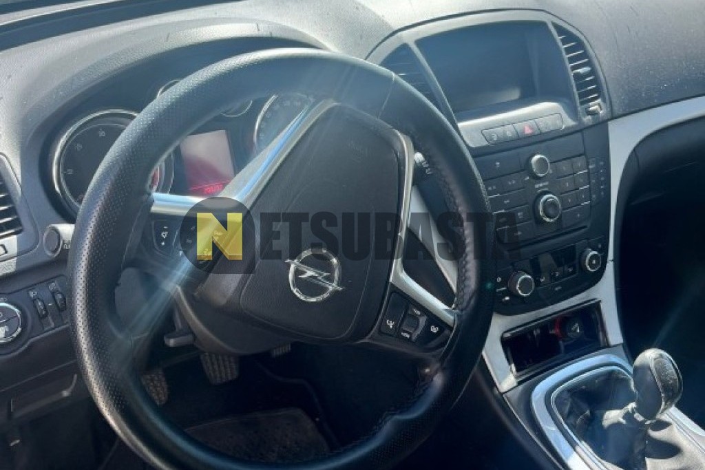 Opel Insignia Sports Tourer 2.0 CDTI ecoFLEX 2011
