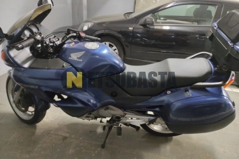 Yamaha GTS 1000 2002