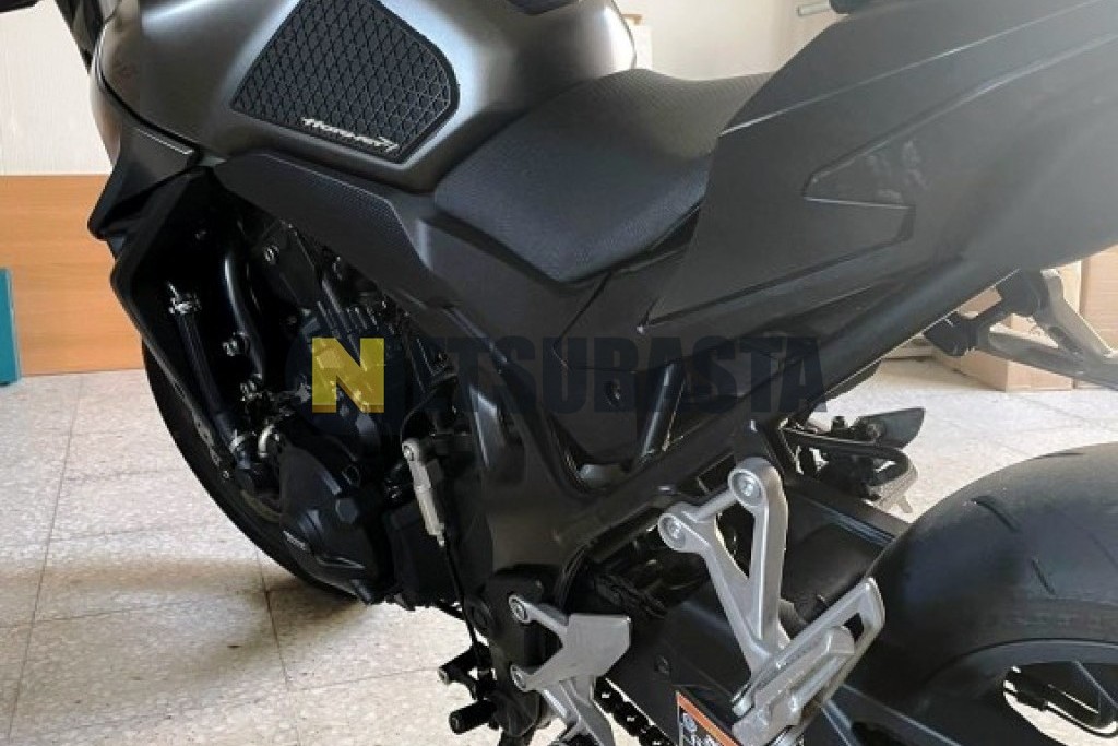 Honda CB 750 Hornet 2024