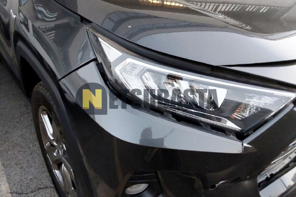 Toyota RAV4 Hybrid 220H 2021