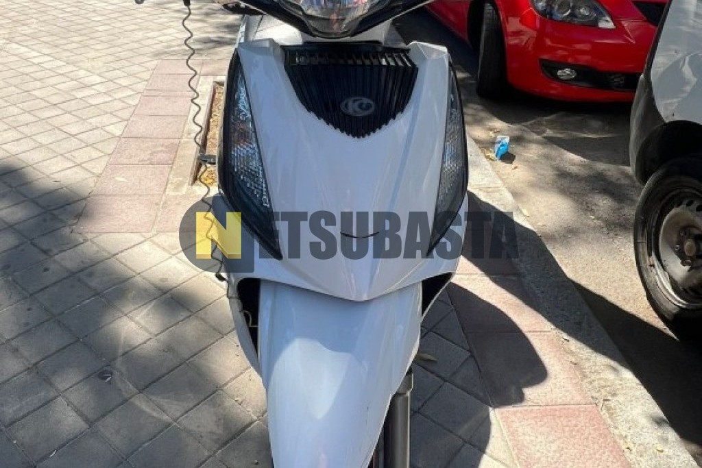 Kymco People 125 GTi 2011