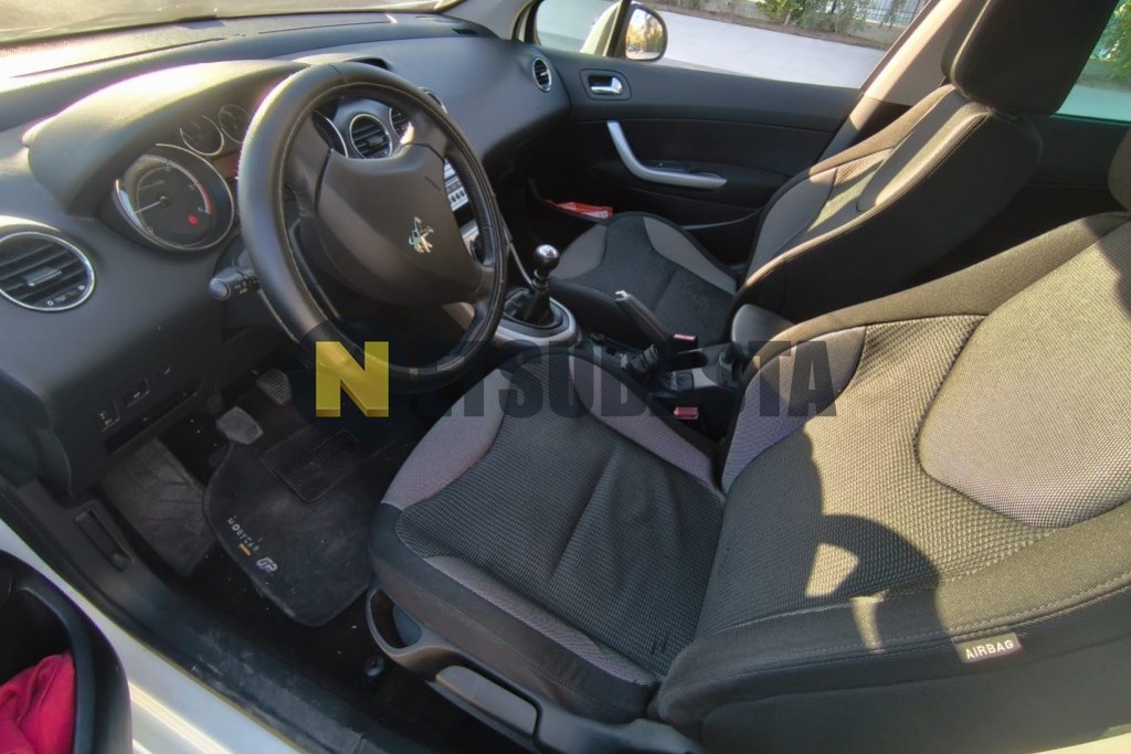 Peugeot 308 SW 1.6 e-HDi 2013