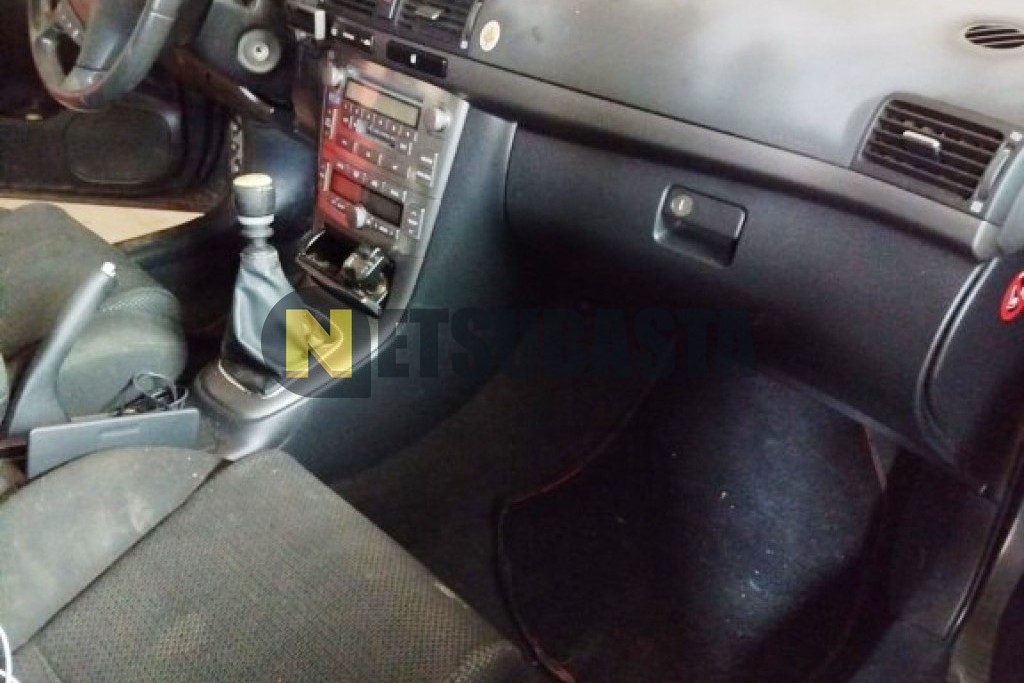 Toyota Avensis 2.2 D-4D 2006