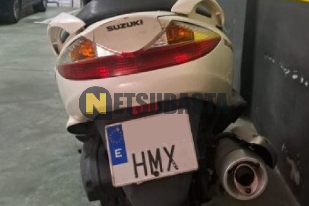 Suzuki BURGMAN 200 2012