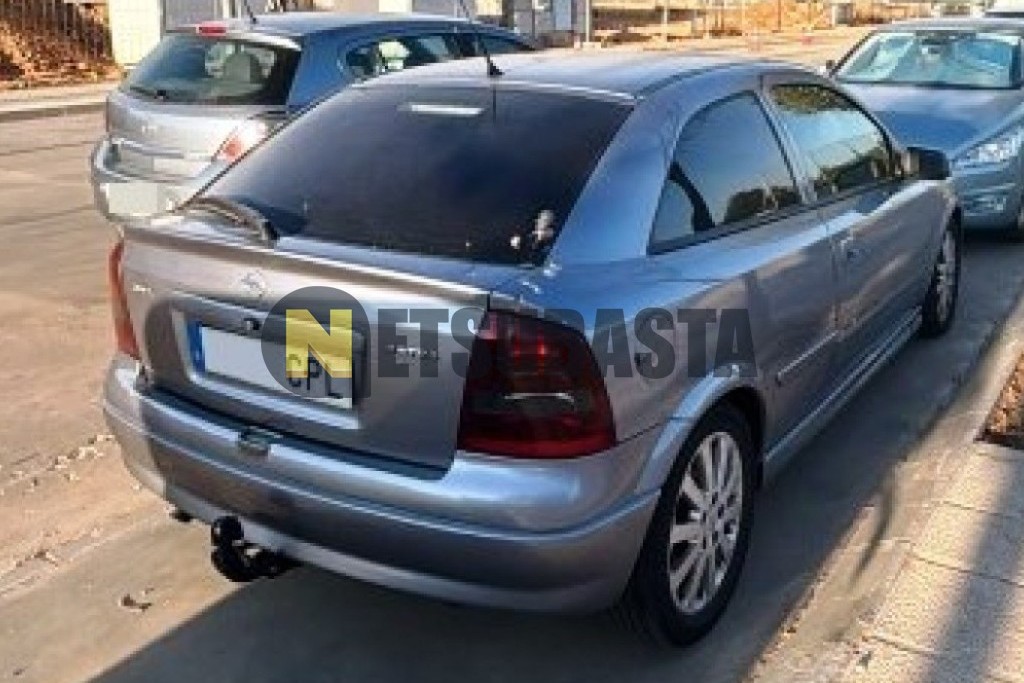 Opel Astra 2.0 DTi 2003