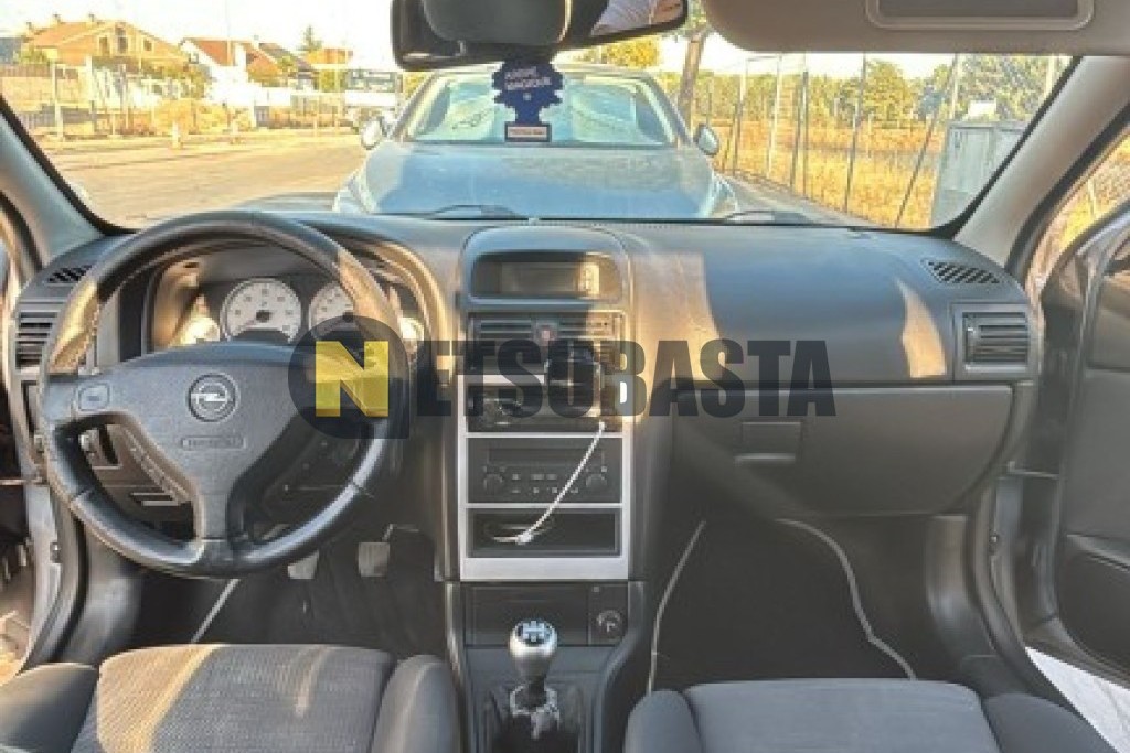 Opel Astra 2.0 DTi 2003