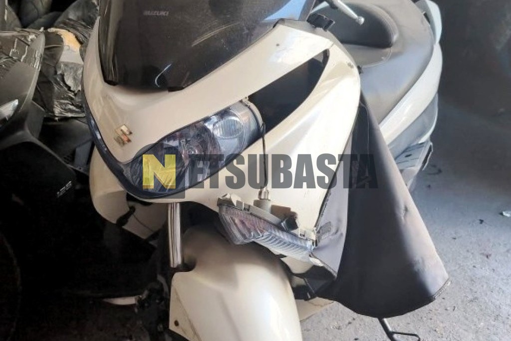 Suzuki Burgman 125 2013