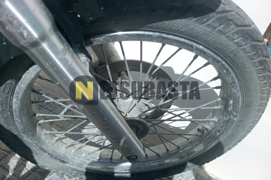 Suzuki LS 650 Savage 2001