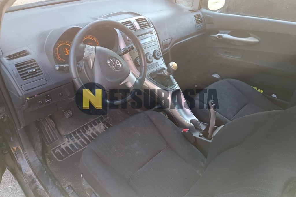 Toyota Auris 1.4 VVT-i 2007