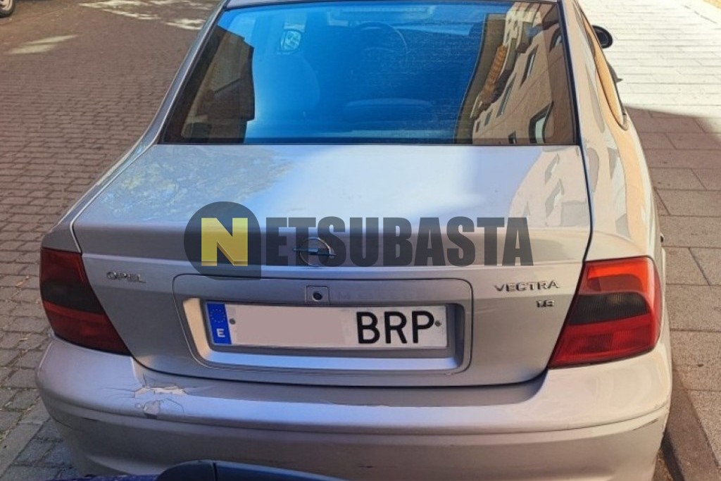 Opel Vectra 1.8 2001