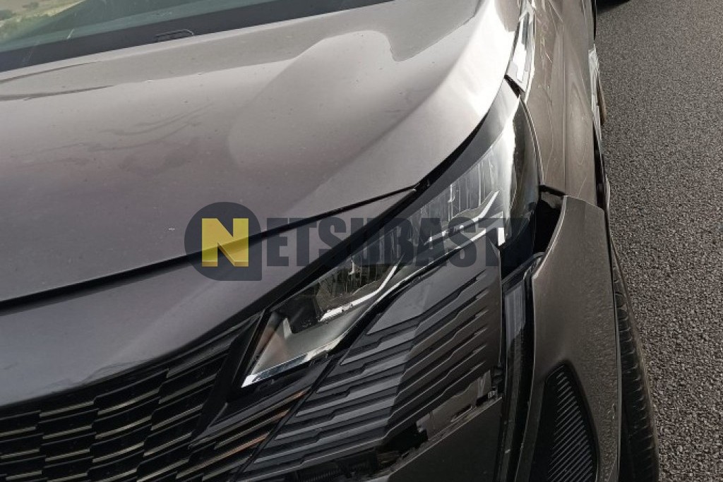 Peugeot 5008 1.5 BlueHDi 2021