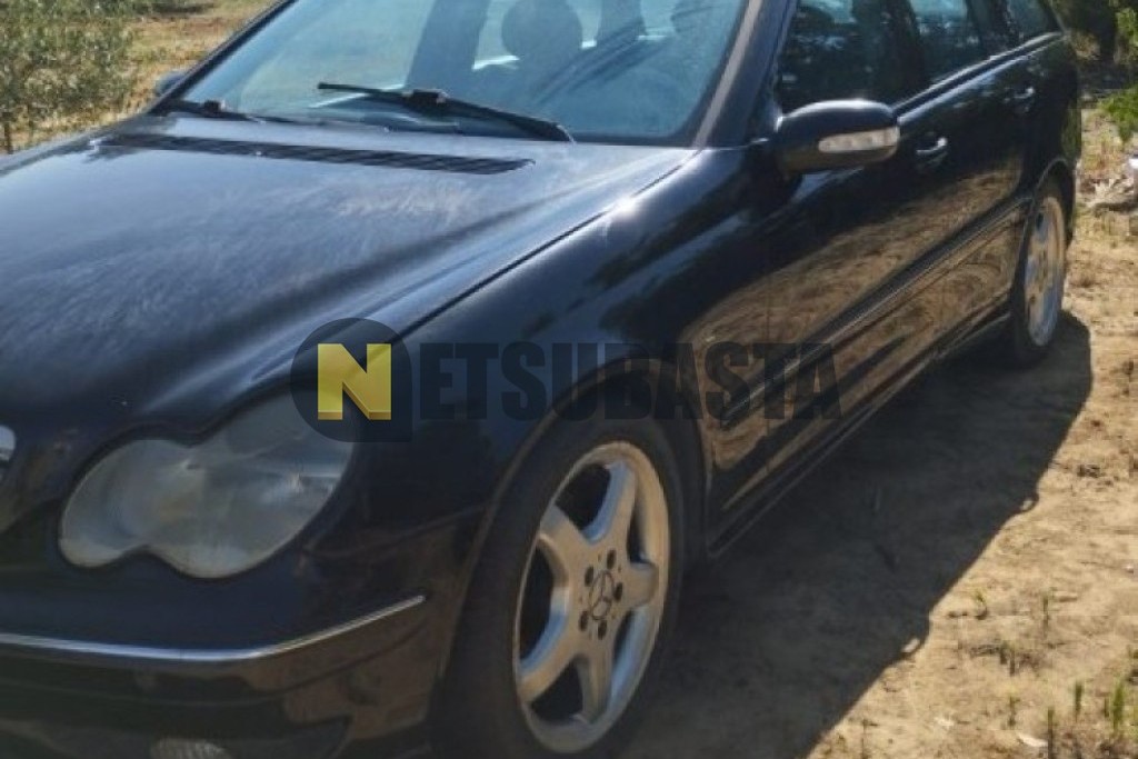 Mercedes-Benz C 270 CDI Familiar Aut 2001