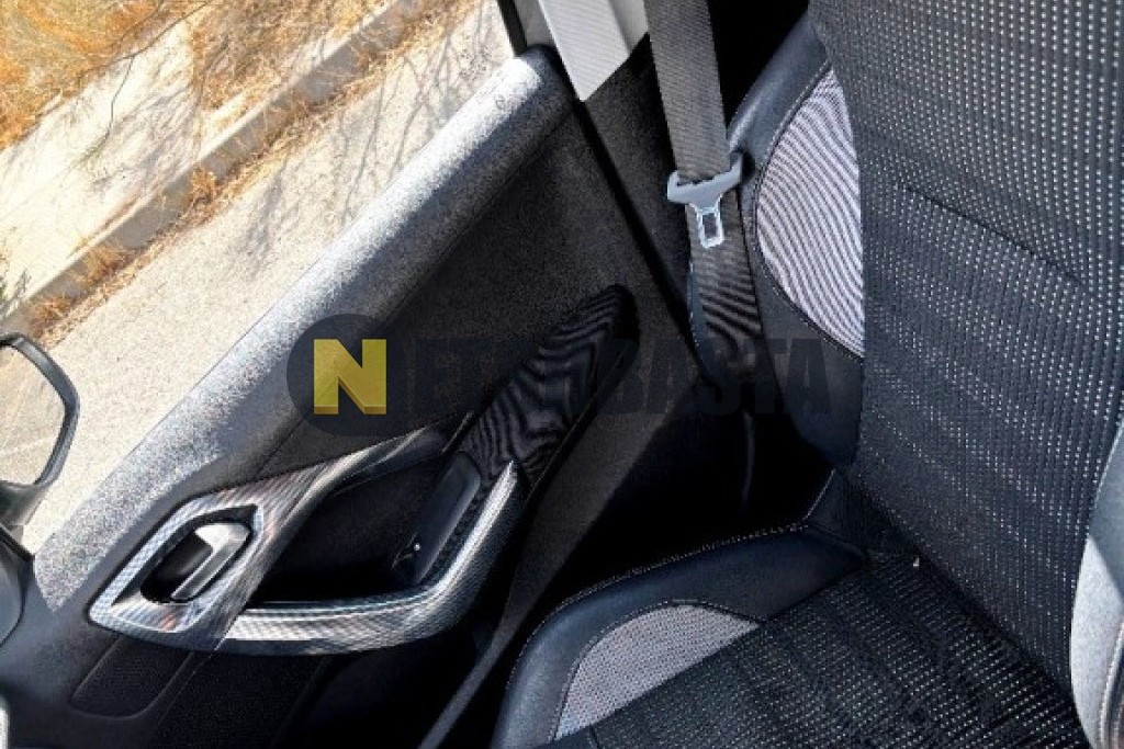 Peugeot 2008 1.2 PureTech 2015