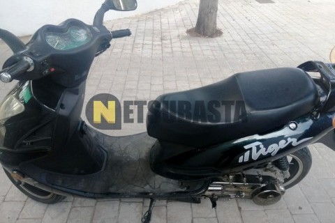 Suzuki Burgman 125 2011