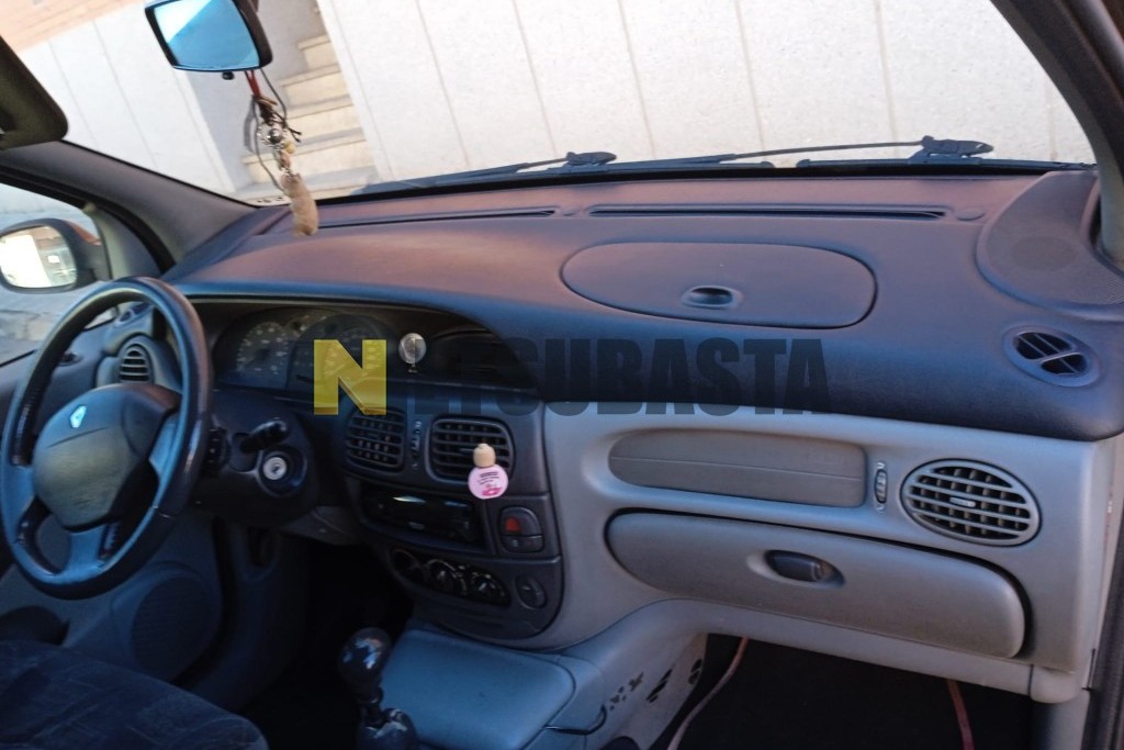Renault Scenic 1.9 dCi 2000