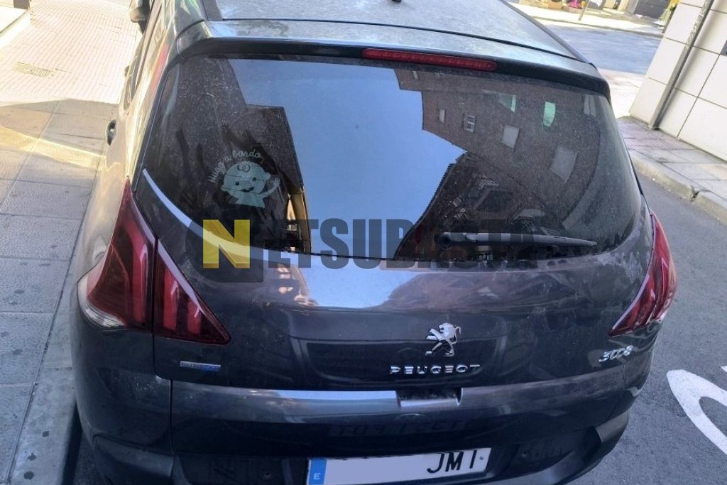 Peugeot 3008 1.6 BlueHDi 2016