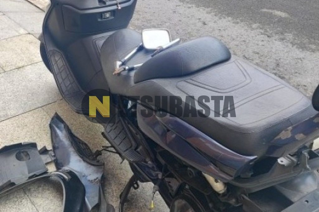Suzuki AN 400 Burgman 2000