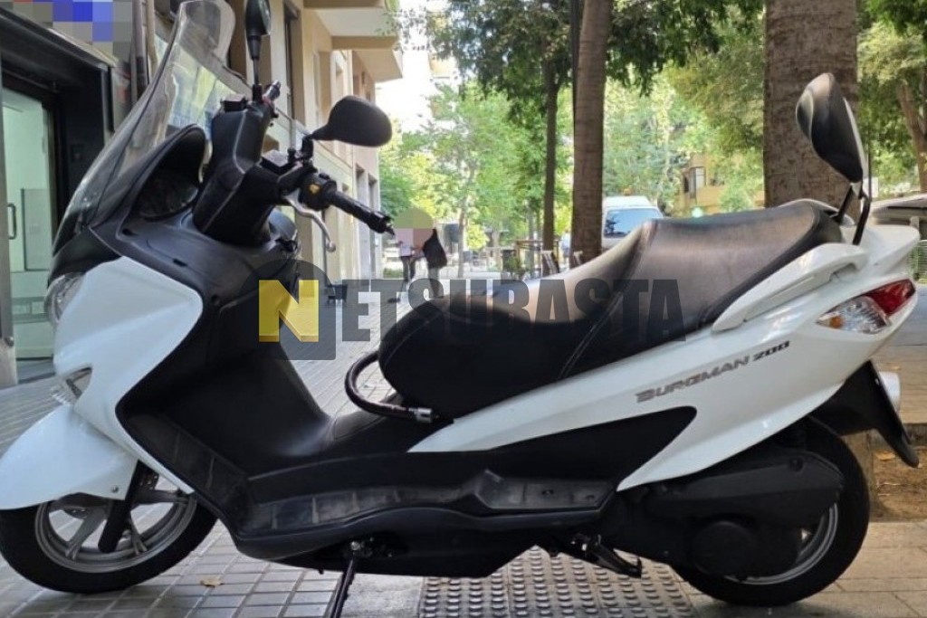 Suzuki Burgman 200 2015