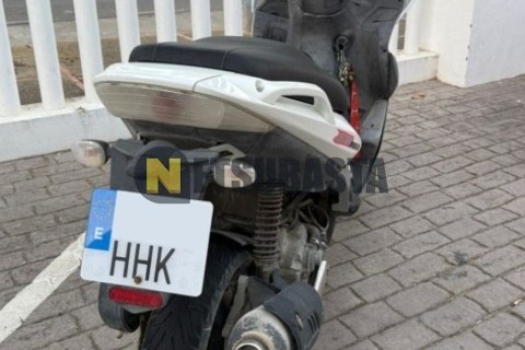 Suzuki Burgman 200 2015