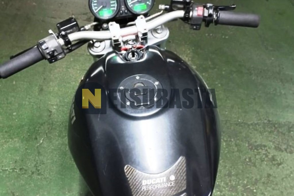 Ducati Monster 620 IE 2004