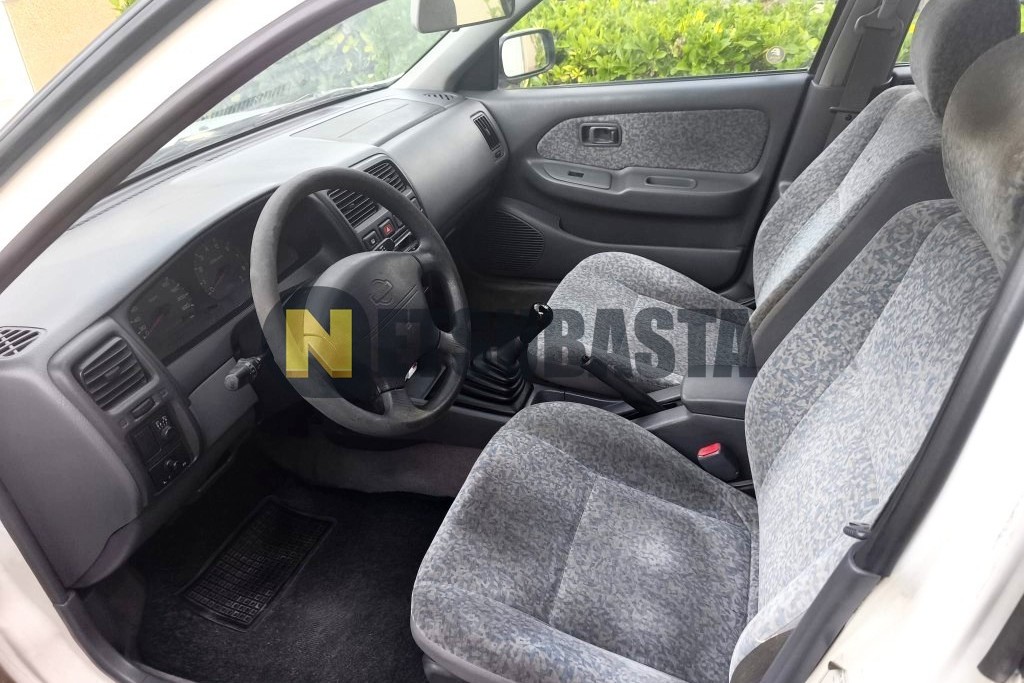 Nissan Almera 1.6 1999