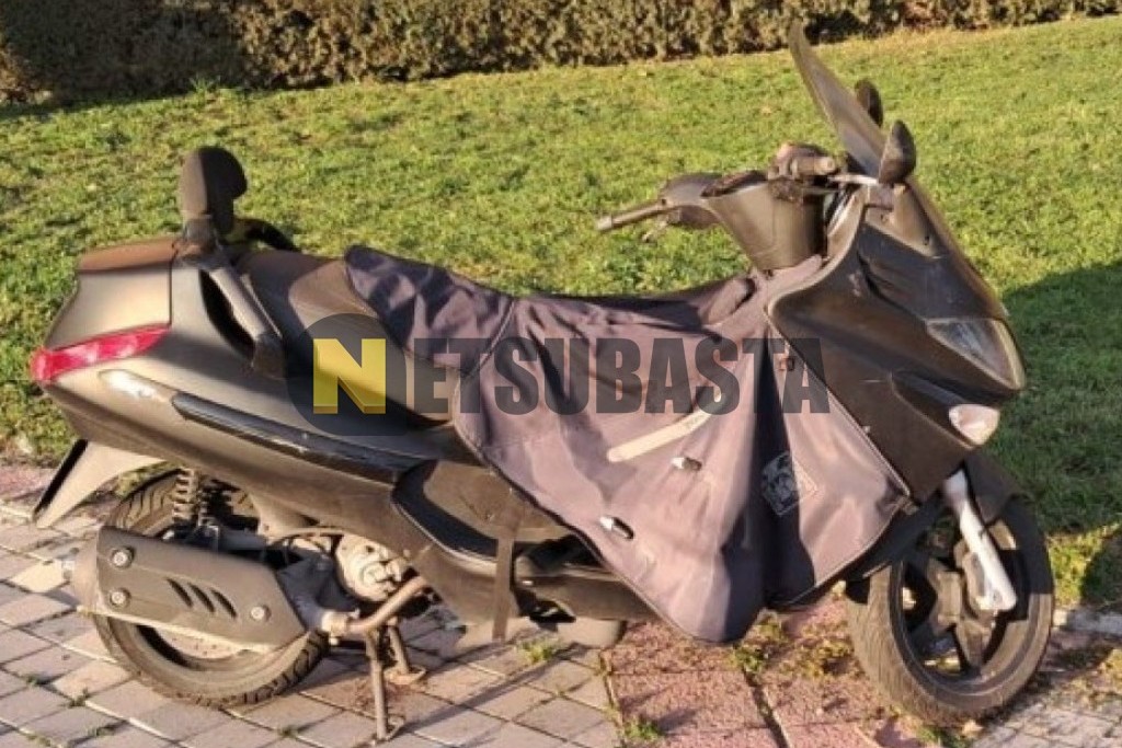 Piaggio X EVO 125 2015
