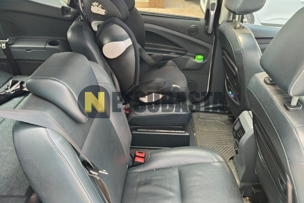 Ford Grand C-MAX 1.0 EcoBoost 2013