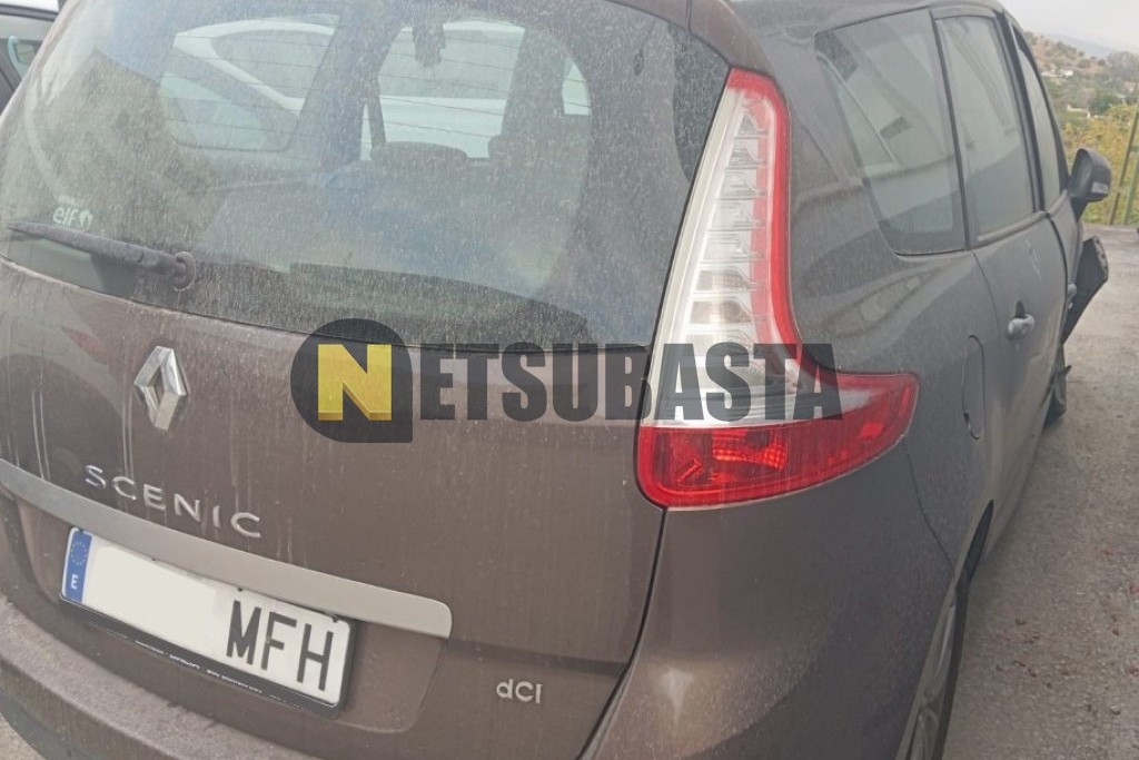 Renault Gran Scenic 2.0 dCi Aut. 2012
