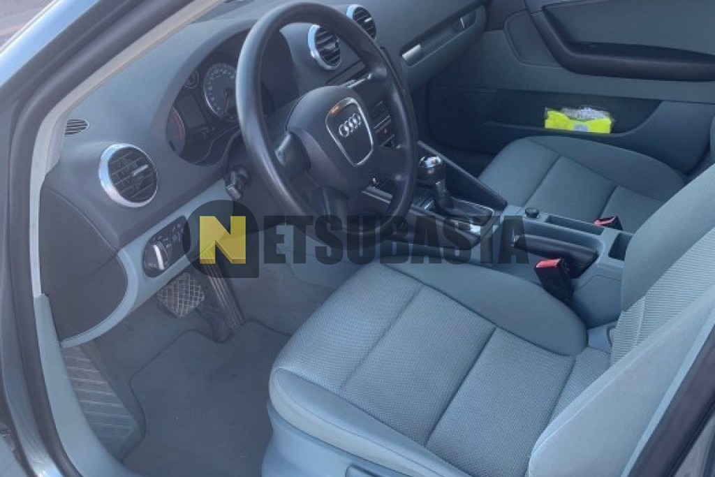 Audi A3 Sportback 1.6 TDI S tronic 7 vel. 2011