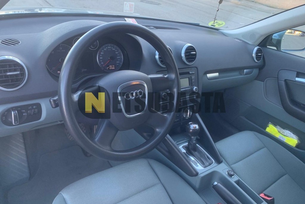 Audi A3 Sportback 1.6 TDI S tronic 7 vel. 2011