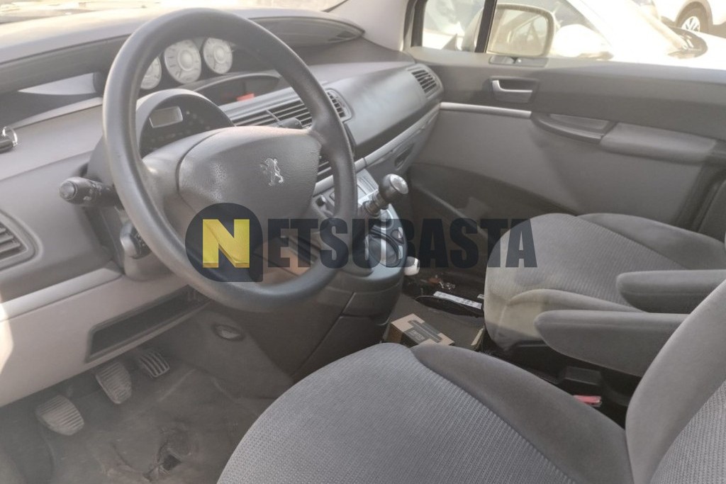 Peugeot 807 2.2 HDi FAP 2006