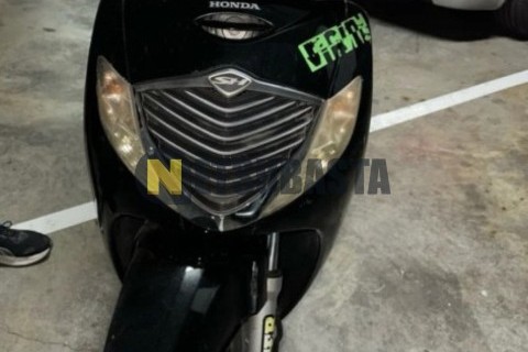 Riya Mustang 125 2016