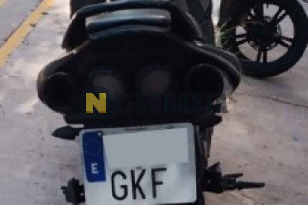 Suzuki GSR 600 2008