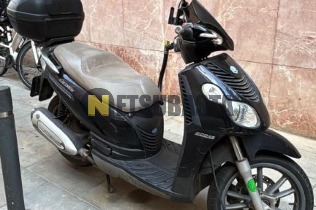 Piaggio Carnaby 200 2010