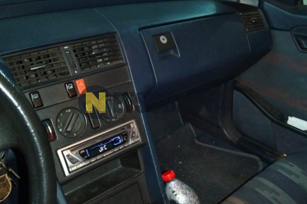 Mercedes-Benz C 180 1993