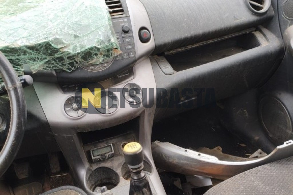 Toyota RAV4 2.2 D-4D 2006