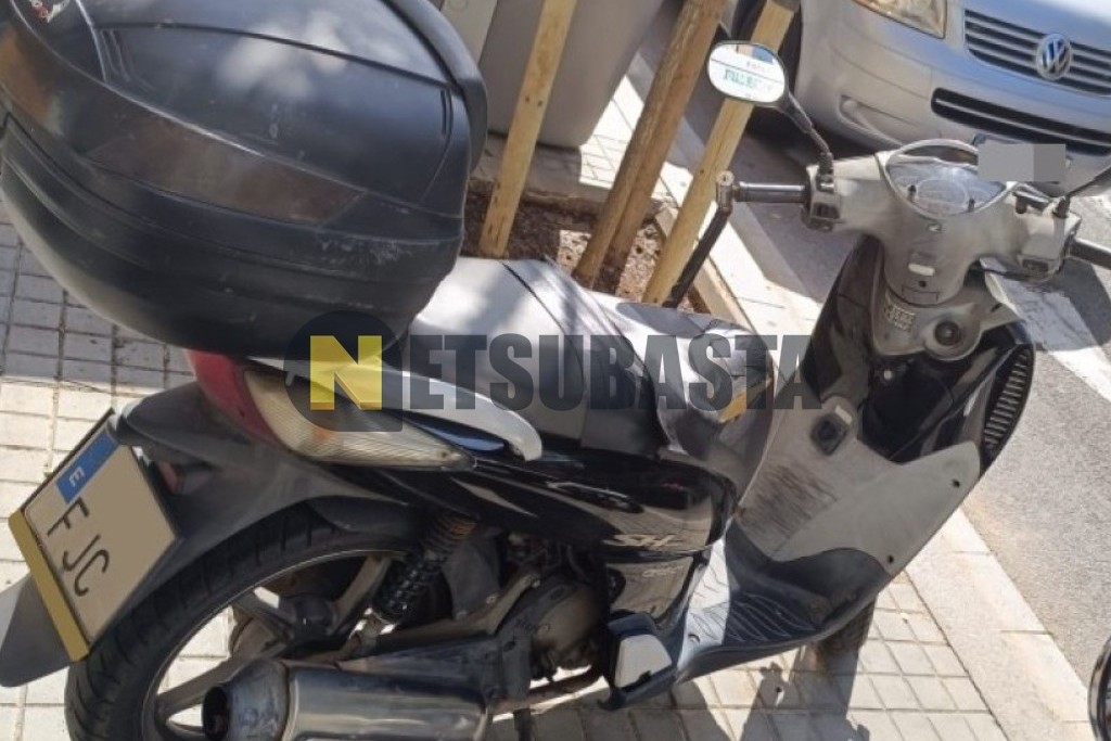 Honda SCOOPY SH125 2006