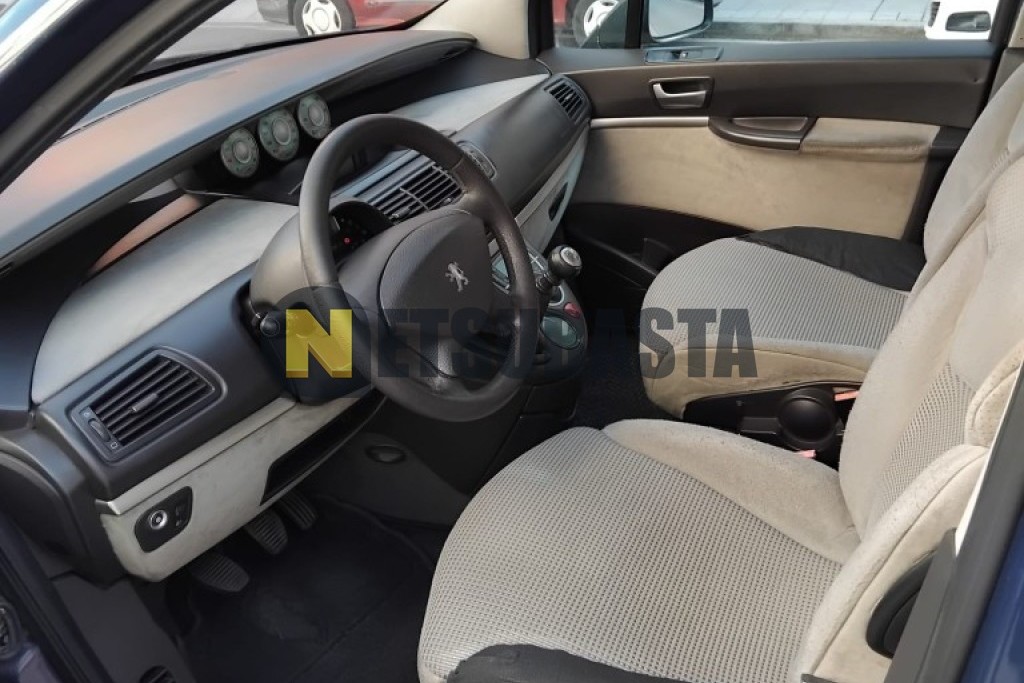 Peugeot 807 2.2i 2005