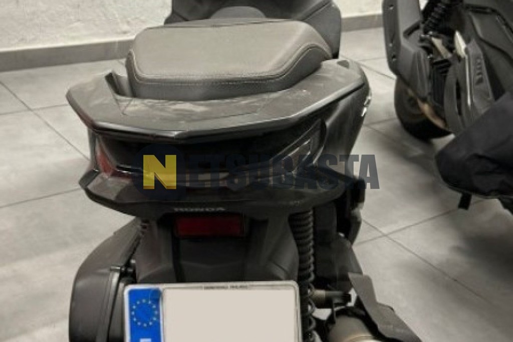 Honda PCX 125 2021
