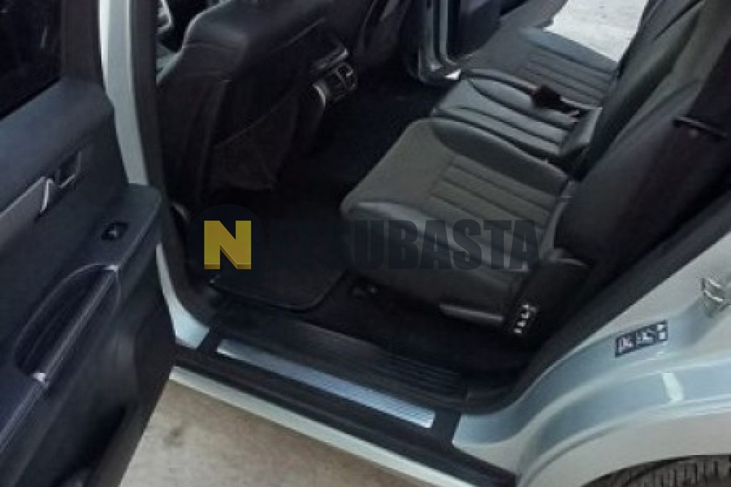 Mercedes-Benz R 350 BlueTEC 4MATIC 2011