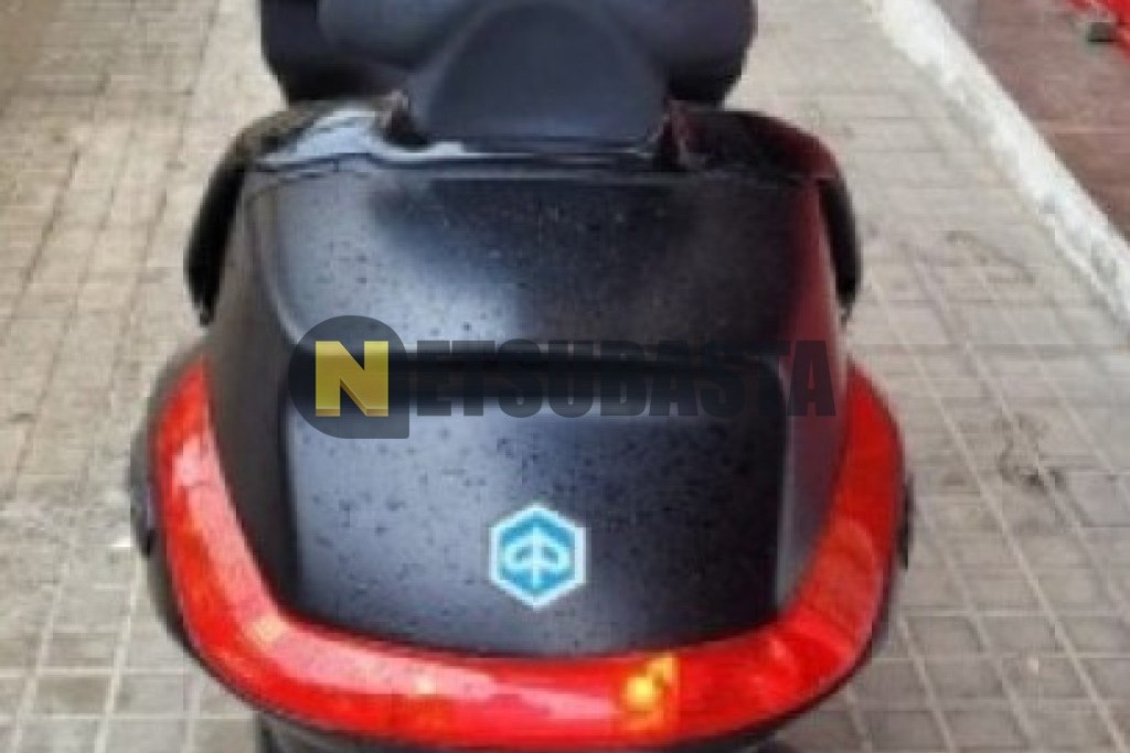 Piaggio X EVO 125 2015