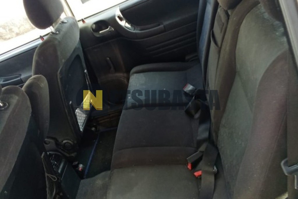 Opel Zafira 2.0 DI 2000