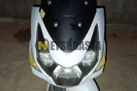 Zitmuv Black Razer 125E 2022
