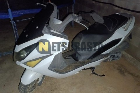 Zitmuv Black Razer 125E 2022