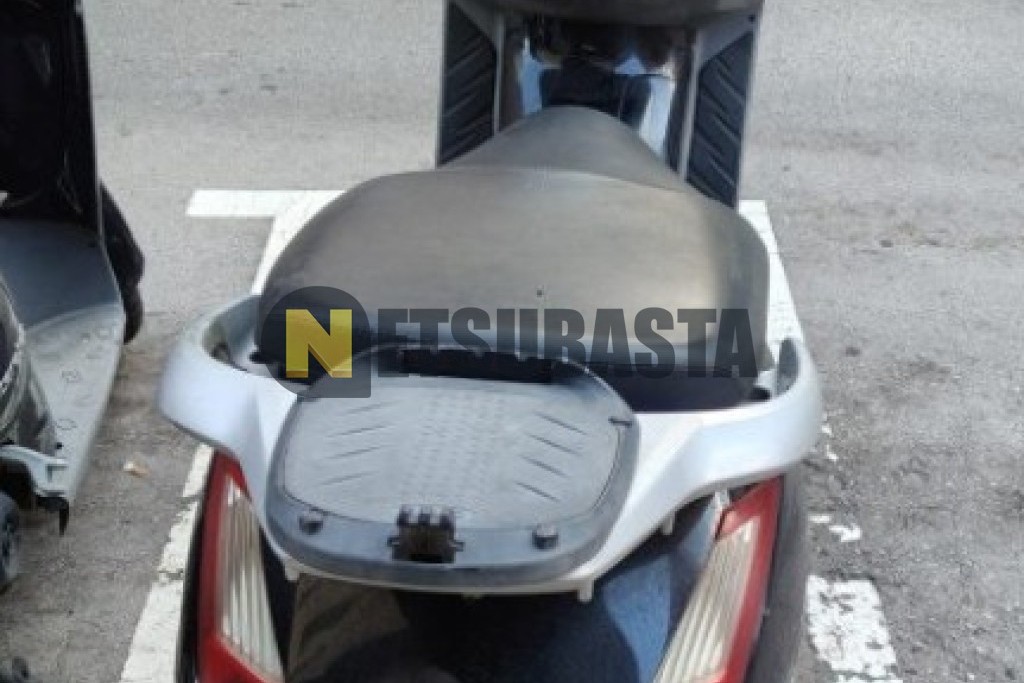 Honda FES 125 Pantheon 2006